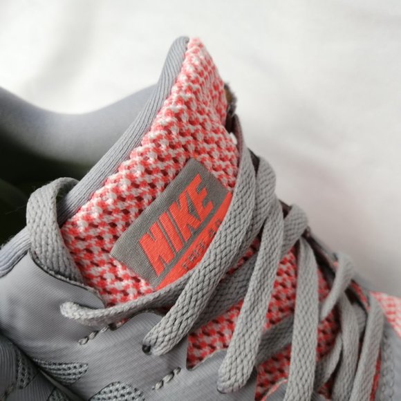 NIKE SHOES FOR TRAINING GRAY AND ORANGE - Picture 4 of 5